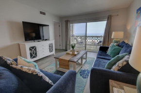 El Matador 457 - Gulf front with beautiful views of the Gulf and pool
